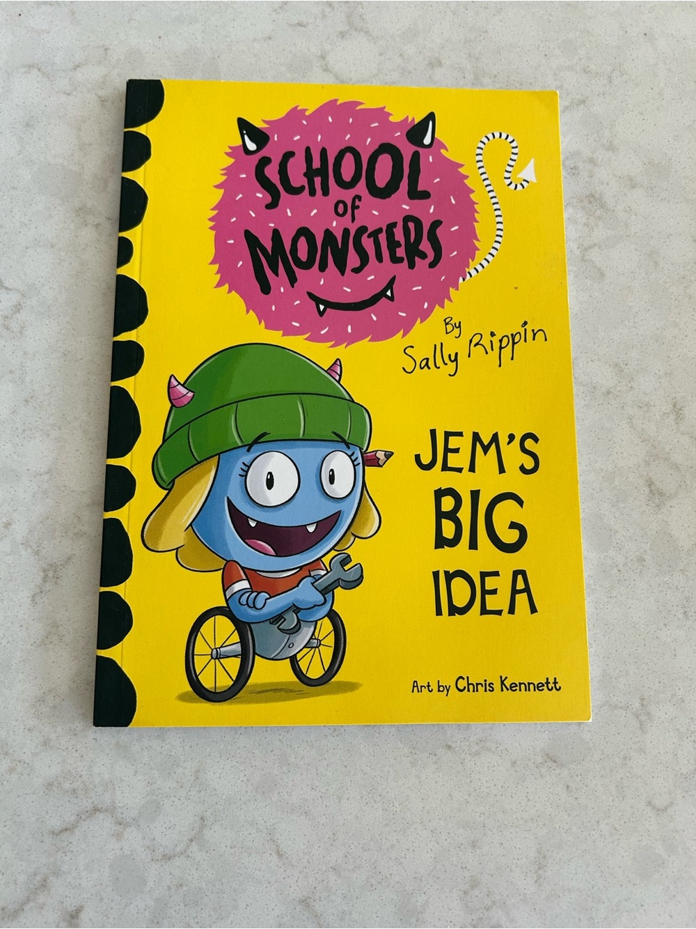 School of Monsters: Jem's Big Idea - Yellow Kids Learning Book by Sally Rippin